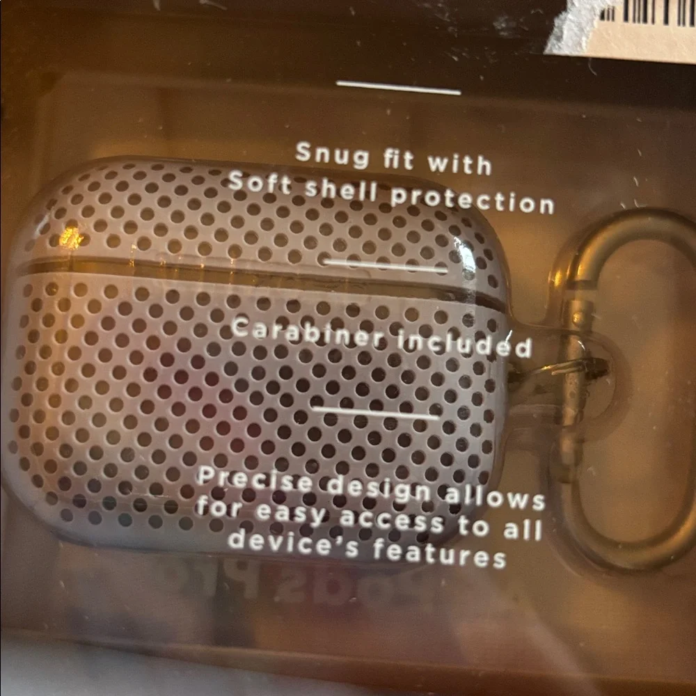 MVMT Silver Mesh perforated protective Case for AirPods Pro